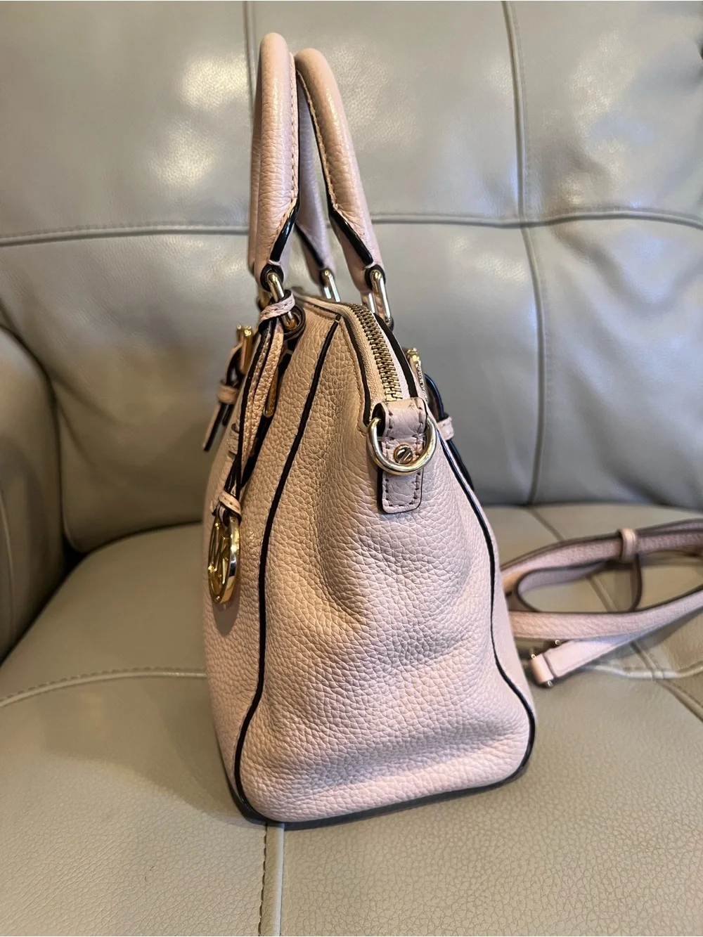 Michael Kors Ciara Pebbled Leather Bag Messenger Crossbody Medium Pink Blush